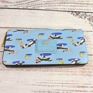 Loungefly Looney Tunes Zip Around Wallet - Tweety & Sylvester